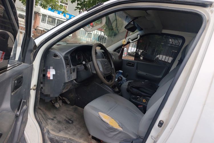 Used Jinbei Express 2017 2.0L Standard Version V19 Driver Seat