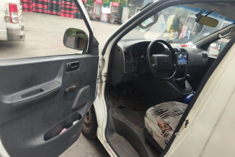 Used Jinbei Express 2017 2.0L Comfort Version V19 Driver Seat