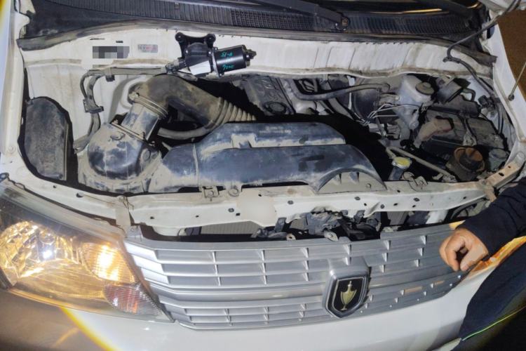 Used Jinbei Express 2017 2.0L Classic Version V19 Engine Bay