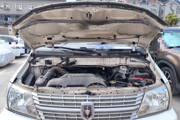 Used Jinbei Express 2017 2.0L Standard Version V19 Engine Bay