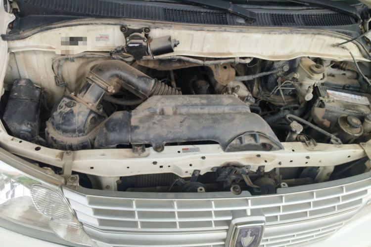 Used Jinbei Express 2017 2.0L Standard Version V19 Engine Bay