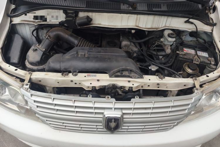 Used Jinbei Express 2017 2.0L Comfort Version V19 Engine Bay
