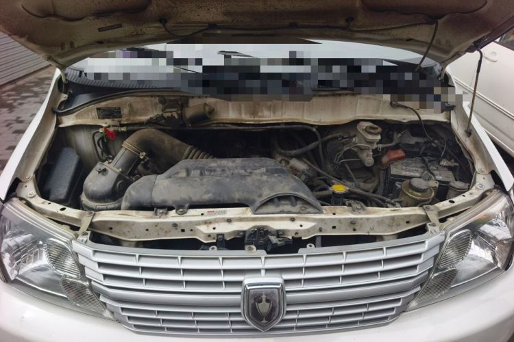 Used Jinbei Express 2017 2.0L Standard Version V19 Engine Bay