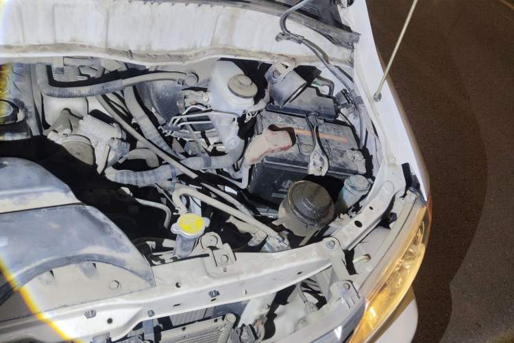 Used Jinbei Express 2017 2.0L Classic Version V19 Engine Bay Left