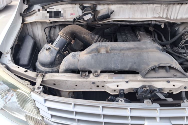 Used Jinbei Express 2017 2.0L Standard Version V19 Engine Bay Right