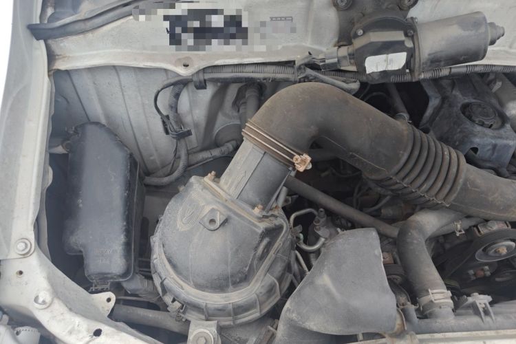 Used Jinbei Express 2017 2.0L Standard Version V19 Engine Bay Right