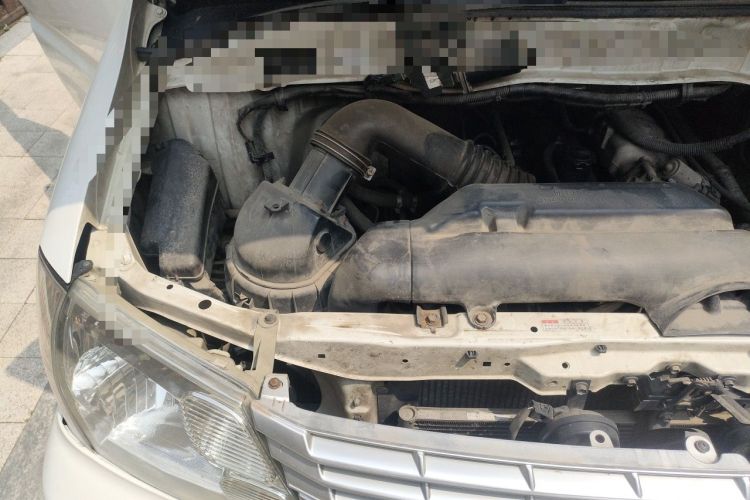 Used Jinbei Express 2017 2.0L Standard Version V19 Engine Bay Right