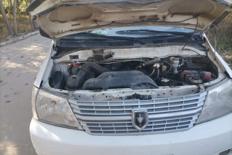 Used Jinbei Express 2017 2.0L Standard Version V19 Engine Bay Right