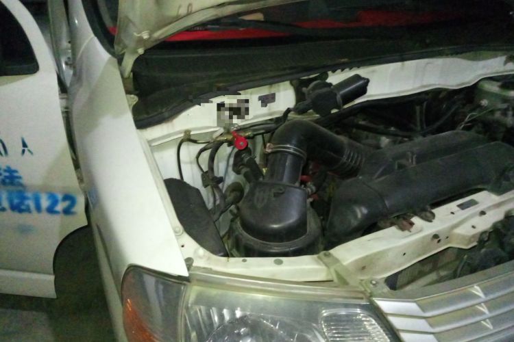 Used Jinbei Express 2017 2.0L Standard Version V19 Engine Bay Right
