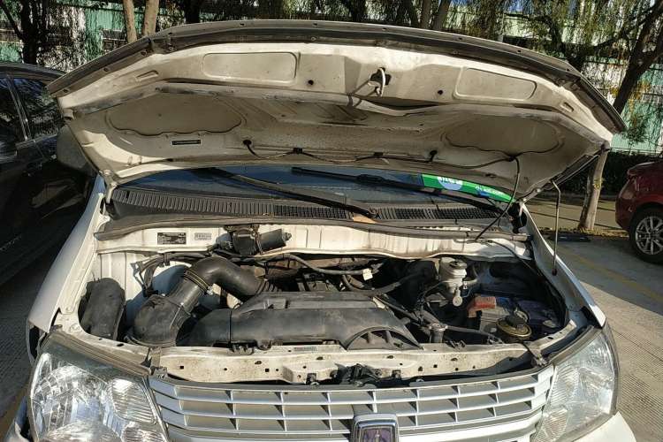 Used Jinbei Express 2017 2.0L Standard Version V19 Engine Bay