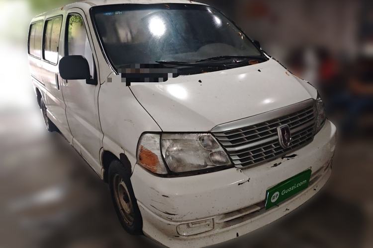 Used Jinbei Express 2017 2.0L Standard Version V19 Exterior 2