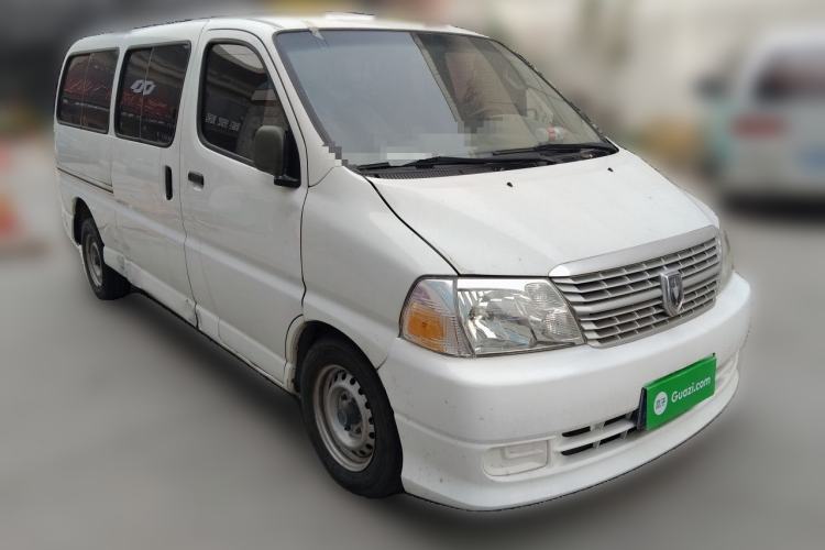 Used Jinbei Express 2017 2.0L Standard Version V19 Front Right 45 Deg