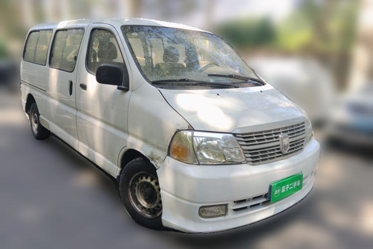 Used Jinbei Express 2017 2.0L Comfort Version V19 Front Right 45 Deg