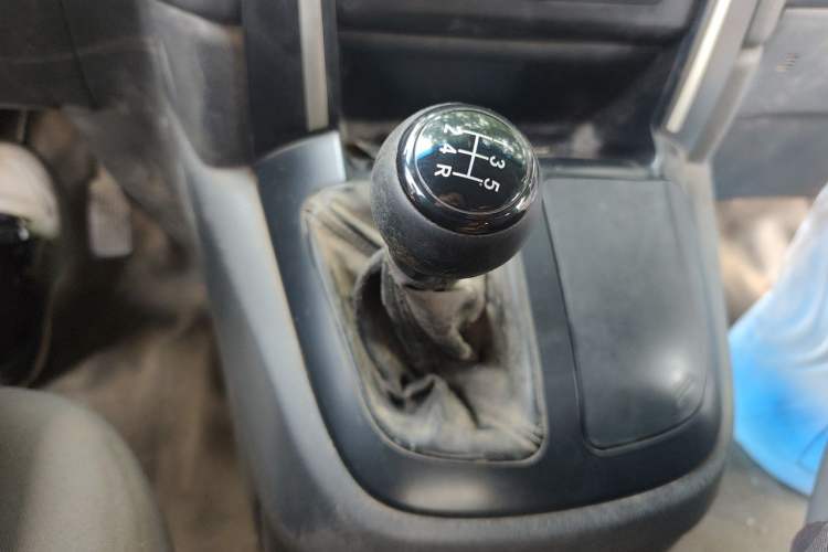 Used Jinbei Express 2017 2.0L Standard Version V19 Gear Lever