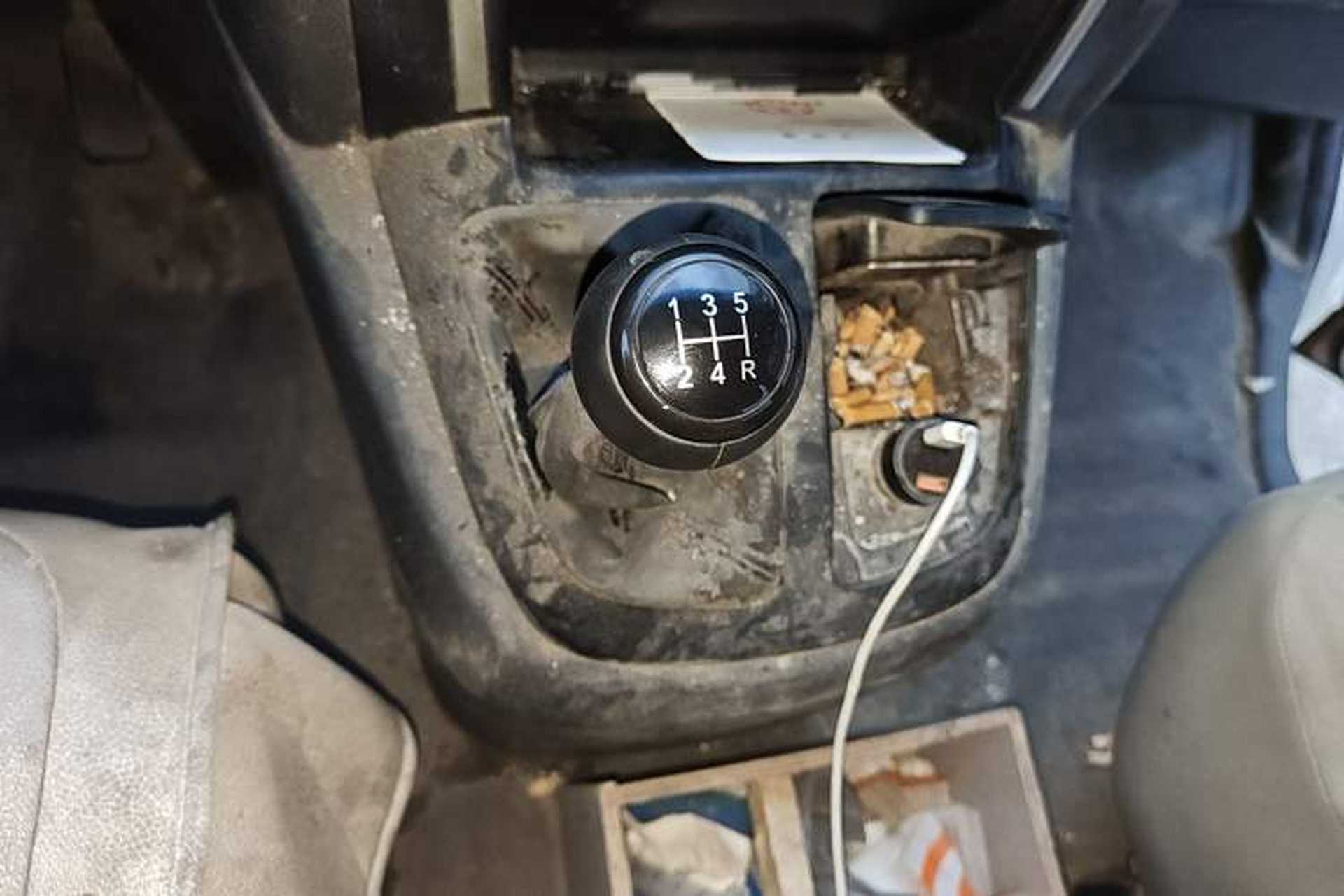 Used Jinbei Express 2017 2.0L Standard Version V19 Gear Lever