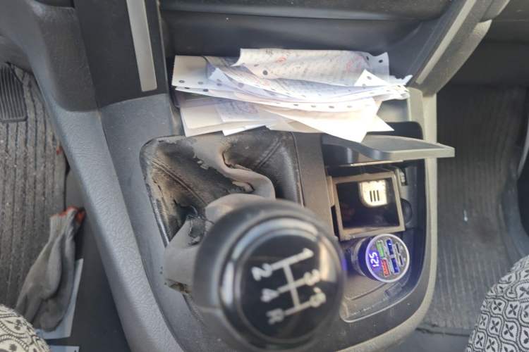 Used Jinbei Express 2017 2.0L Standard Version V19 Gear Lever