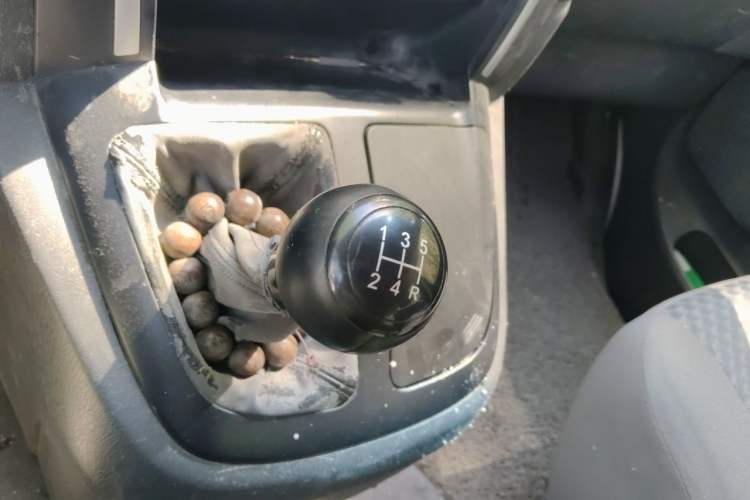 Used Jinbei Express 2017 2.0L Comfort Version V19 Gear Lever