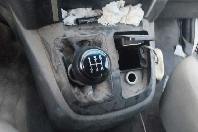 Used Jinbei Express 2017 2.0L Standard Version V19 Gear Lever