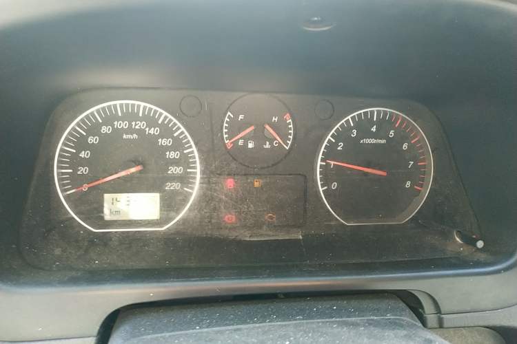 Used Jinbei Express 2017 2.0L Standard Version V19 Instrument Cluster