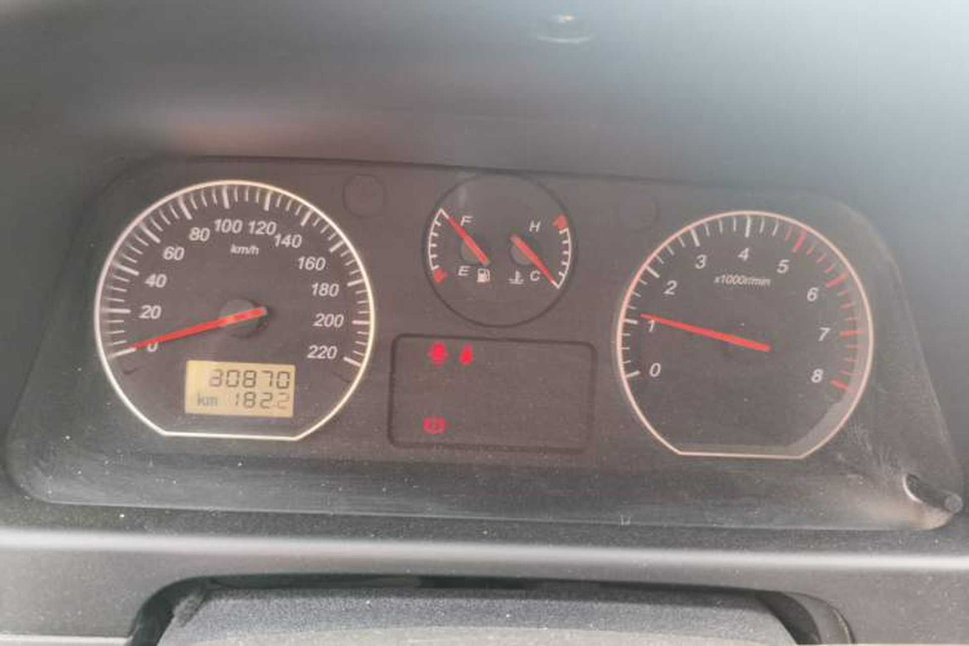 Used Jinbei Express 2017 2.0L Standard Version V19 Instrument Cluster