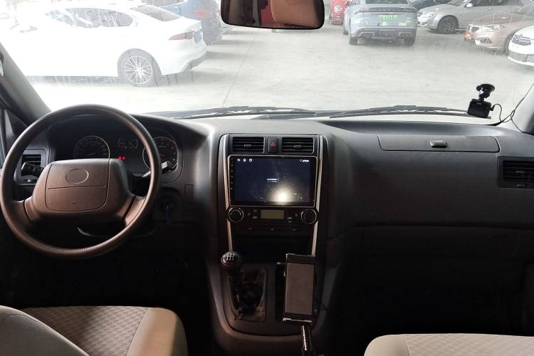 Used Jinbei Express 2017 2.0L Standard Version V19 Interior 1
