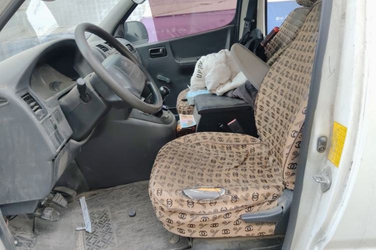 Used Jinbei Express 2017 2.0L Standard Version V19 Left Front Seat