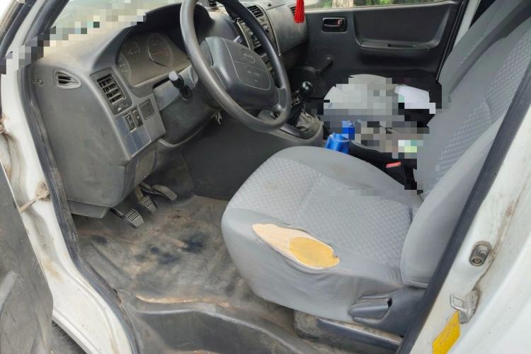 Used Jinbei Express 2017 2.0L Standard Version V19 Left Front Seat