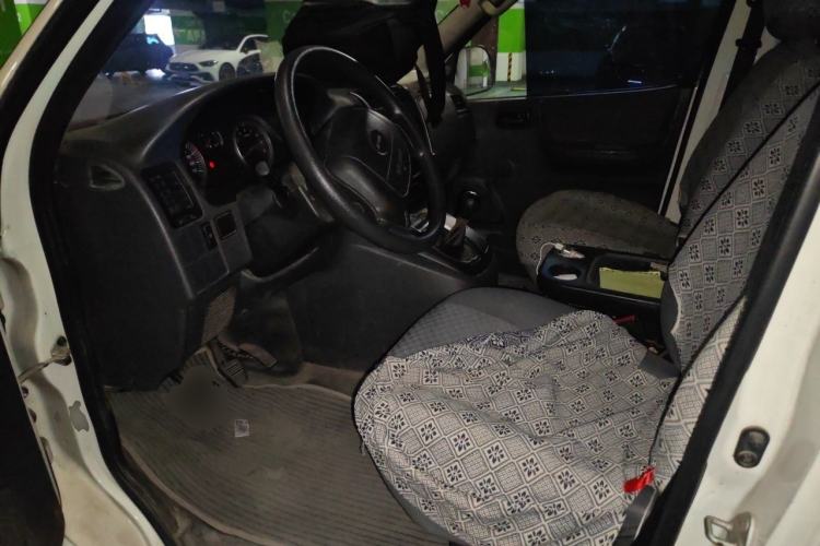 Used Jinbei Express 2017 2.0L Standard Version V19 Left Front Seat