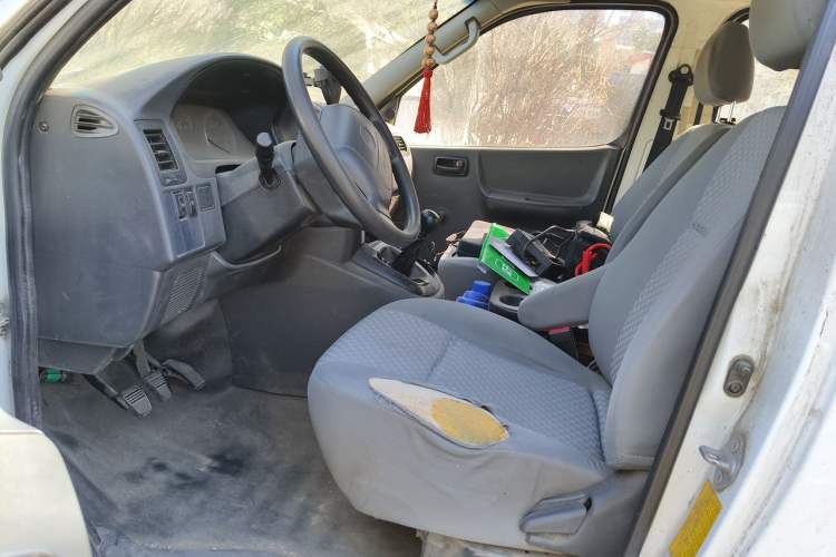 Used Jinbei Express 2017 2.0L Standard Version V19 Left Front Seat