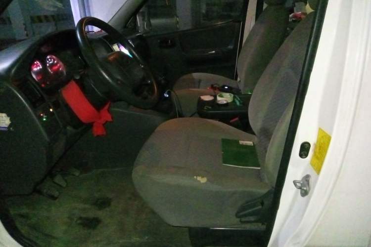 Used Jinbei Express 2017 2.0L Standard Version V19 Left Front Seat