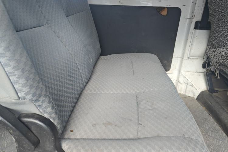 Used Jinbei Express 2017 2.0L Standard Version V19 Left Rear Seat