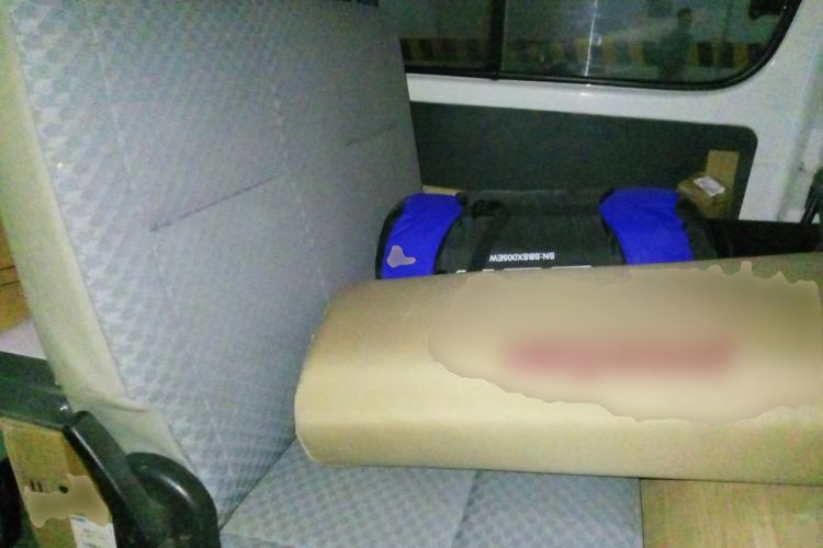 Used Jinbei Express 2017 2.0L Standard Version V19 Left Rear Seat
