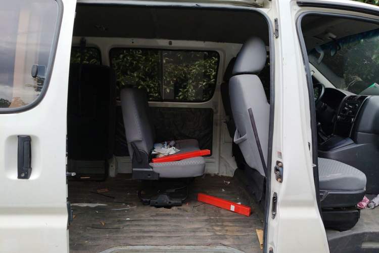 Used Jinbei Express 2017 2.0L Classic Version V19 Left Rear Seat