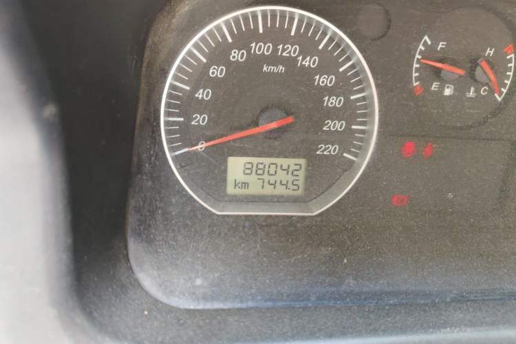 Used Jinbei Express 2017 2.0L Standard Version V19 Odometer Close Up