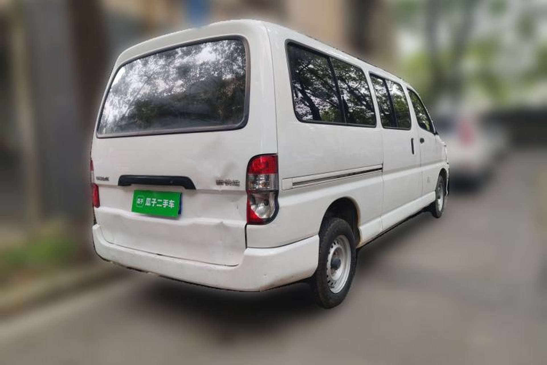 Used Jinbei Express 2017 2.0L Standard Version V19 Rear Right 45 Deg