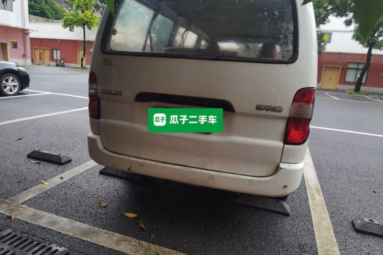 Used Jinbei Express 2017 2.0L Standard Version V19 Rear