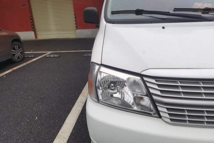 Used Jinbei Express 2017 2.0L Standard Version V19 Right Front Headlight