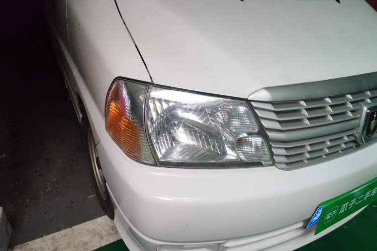 Used Jinbei Express 2017 2.0L Comfort Version V19 Right Front Headlight