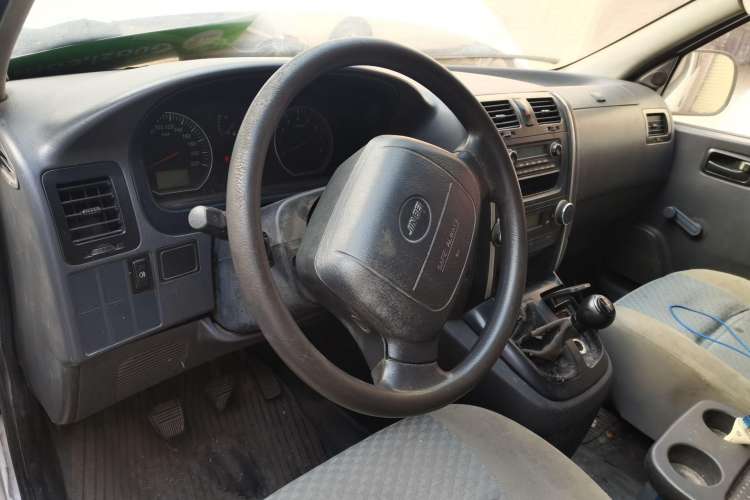 Used Jinbei Express 2017 2.0L Standard Version V19 Steering Wheel