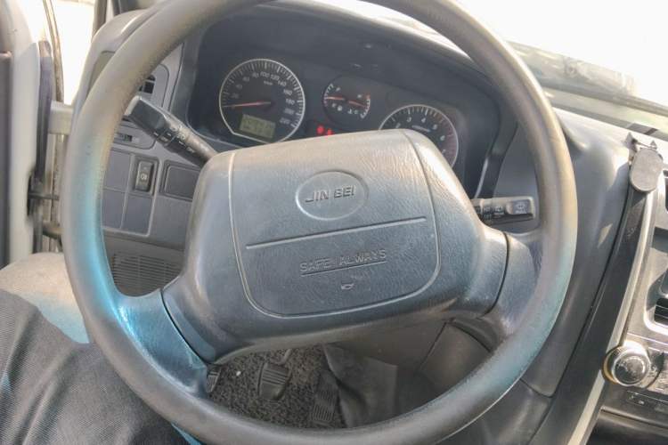 Used Jinbei Express 2017 2.0L Comfort Version V19 Steering Wheel