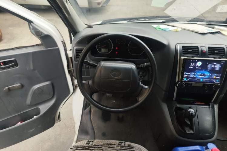 Used Jinbei Express 2017 2.0L Comfort Version V19 Steering Wheel