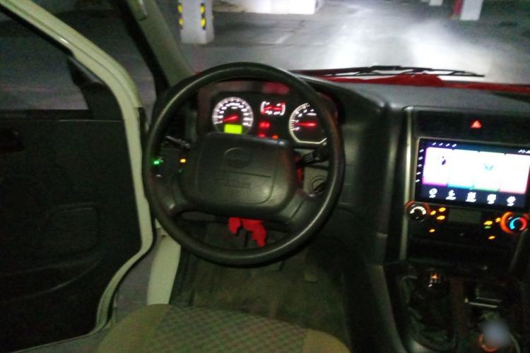 Used Jinbei Express 2017 2.0L Standard Version V19 Steering Wheel