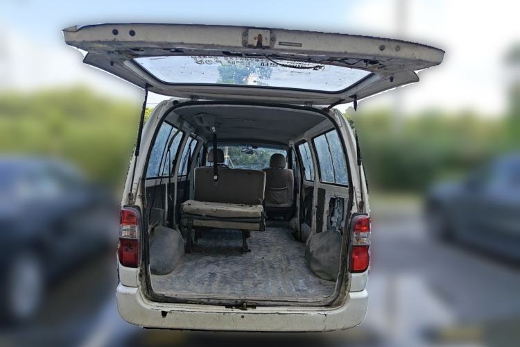 Used Jinbei Express 2017 2.0L Standard Version V19 Trunk