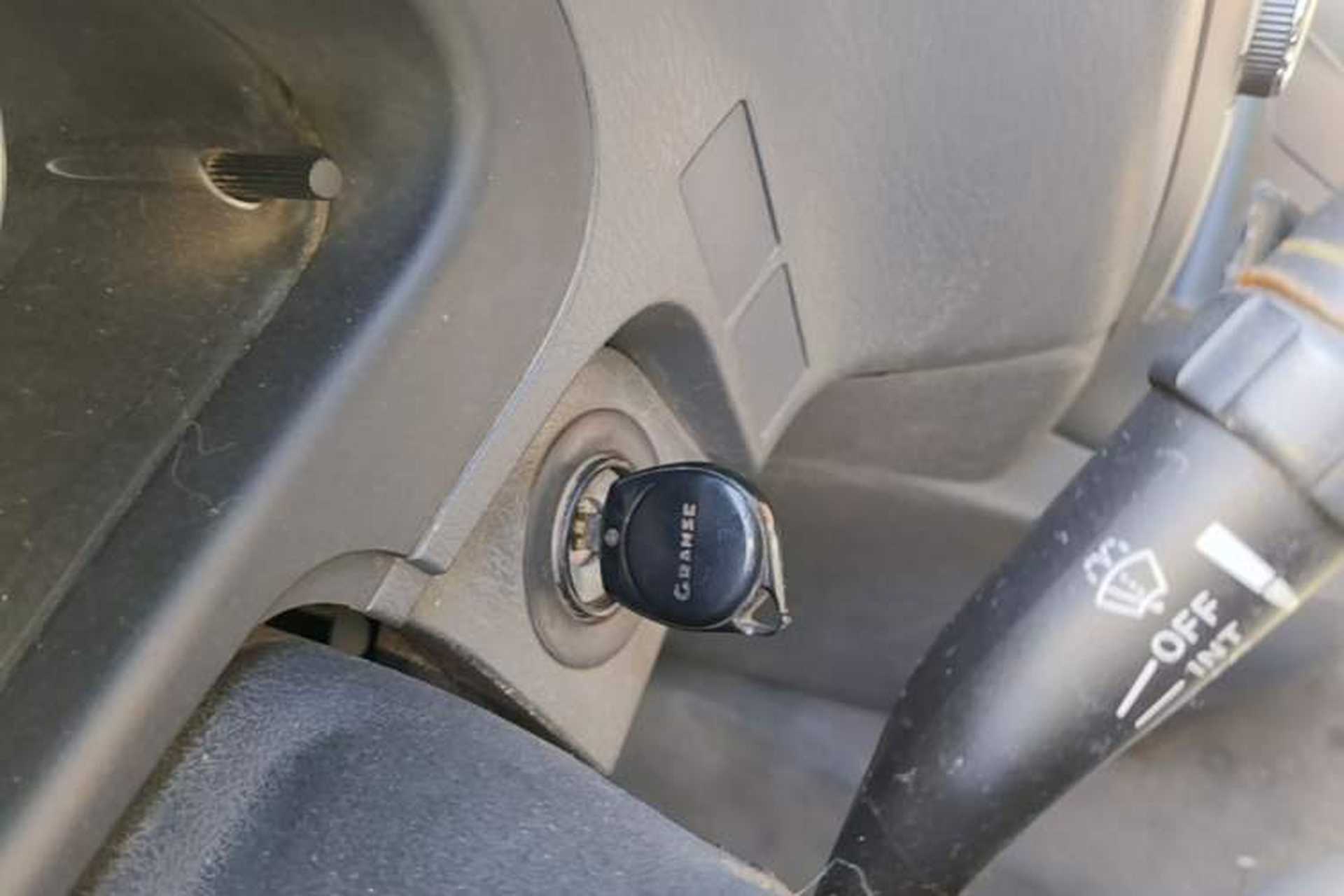 Used Jinbei Express 2017 2.0L Comfort Version V19 Vehicle Key