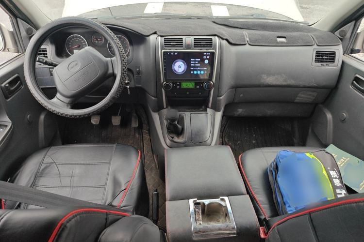 Used Jinbei Express 2017 2.0L Comfort Version V19 Center Console