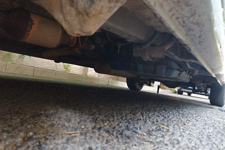 Used Jinbei Express 2017 2.0L Standard Version V19 Chassis Front Left