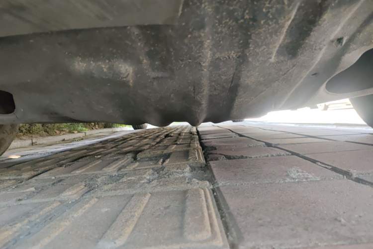 Used Jinbei Express 2017 2.0L Standard Version V19 Chassis Front