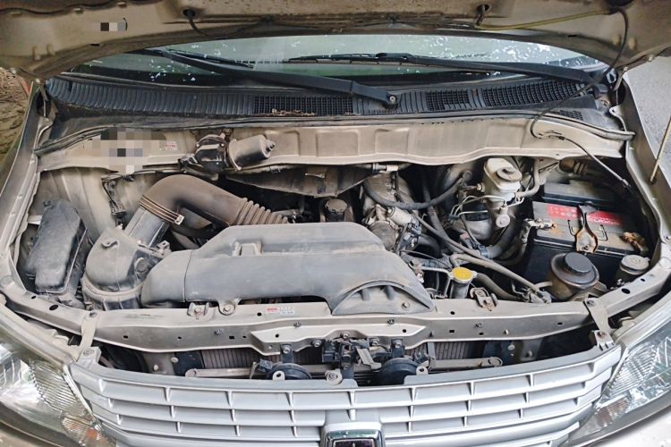 Used Jinbei Express 2017 2.0L Standard Version V19 Engine Bay