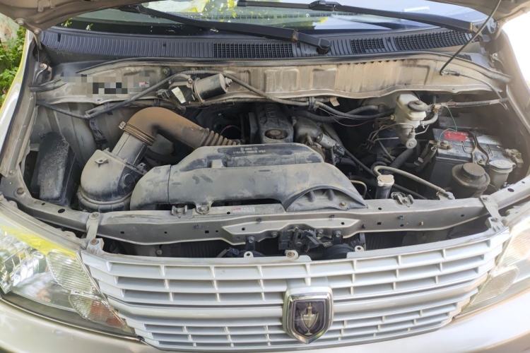 Used Jinbei Express 2017 2.0L Standard Version V19 Engine Bay