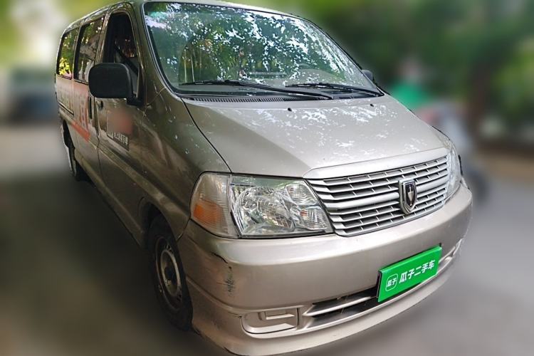 Used Jinbei Express 2017 2.0L Standard Version V19 Front Right 45 Deg